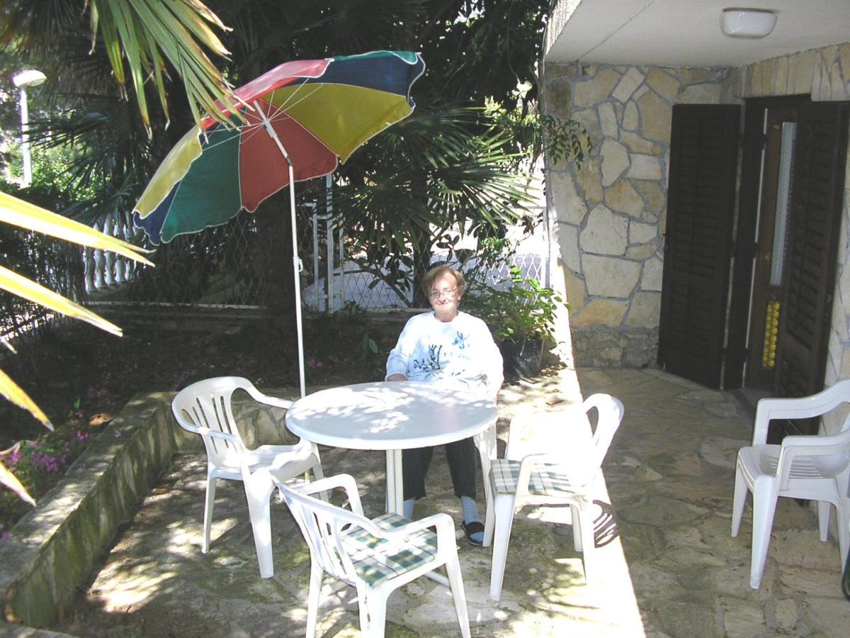 Apartmani Nada Zaboric Esterno foto